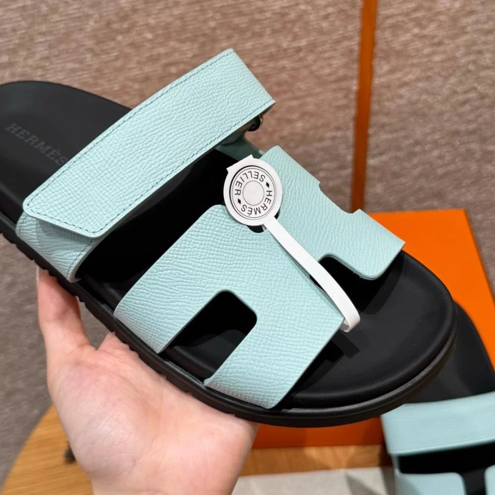 Hermès Chypre Sandals - Clay Beige