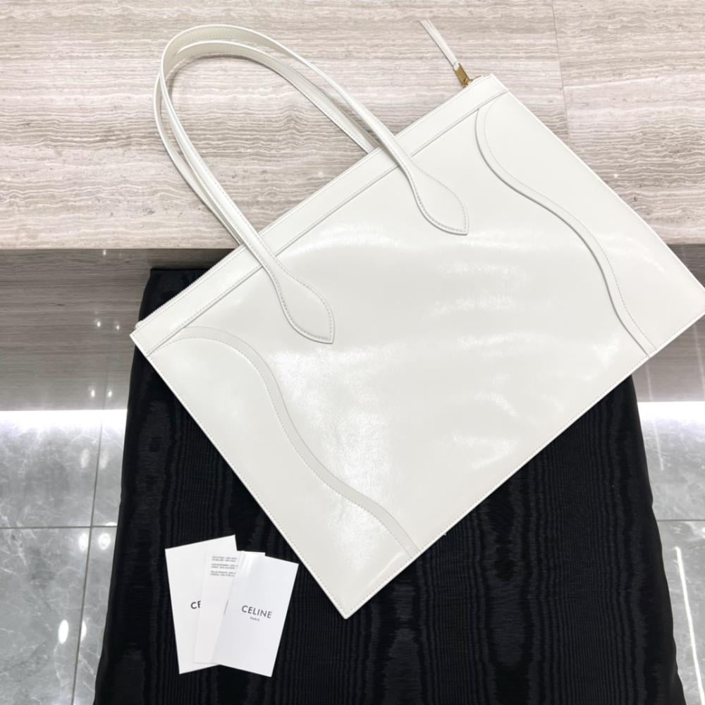 حقيبة سفر CELINE Flat Cabas الجديدة من جلد العجل اللامع - أبيض