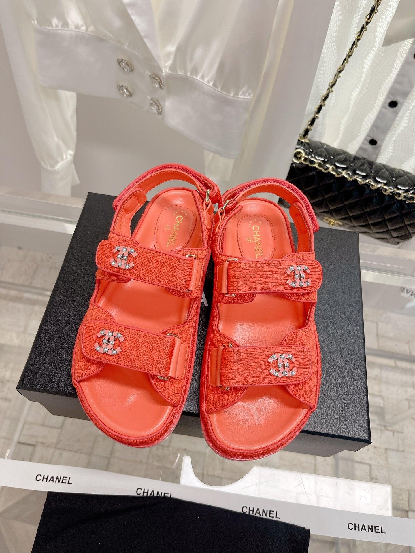 Chanel Koyu Pembe Örme Kumaş Baba Sandalet - Glimmer of Luxury