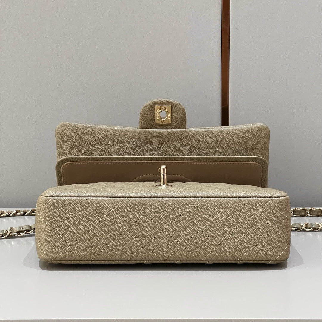 Chanel Sonbahar Kış 2024/25 Klasik 11.12 Çanta - Glimmer of Luxury