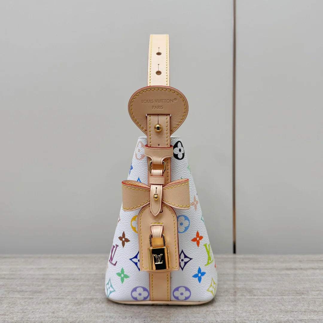 Alinbb - Glimmer of Luxury