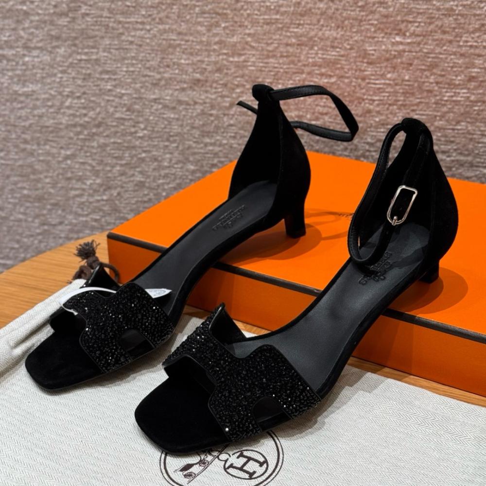 Hermès Oasis Sandals Black & Argent Grey