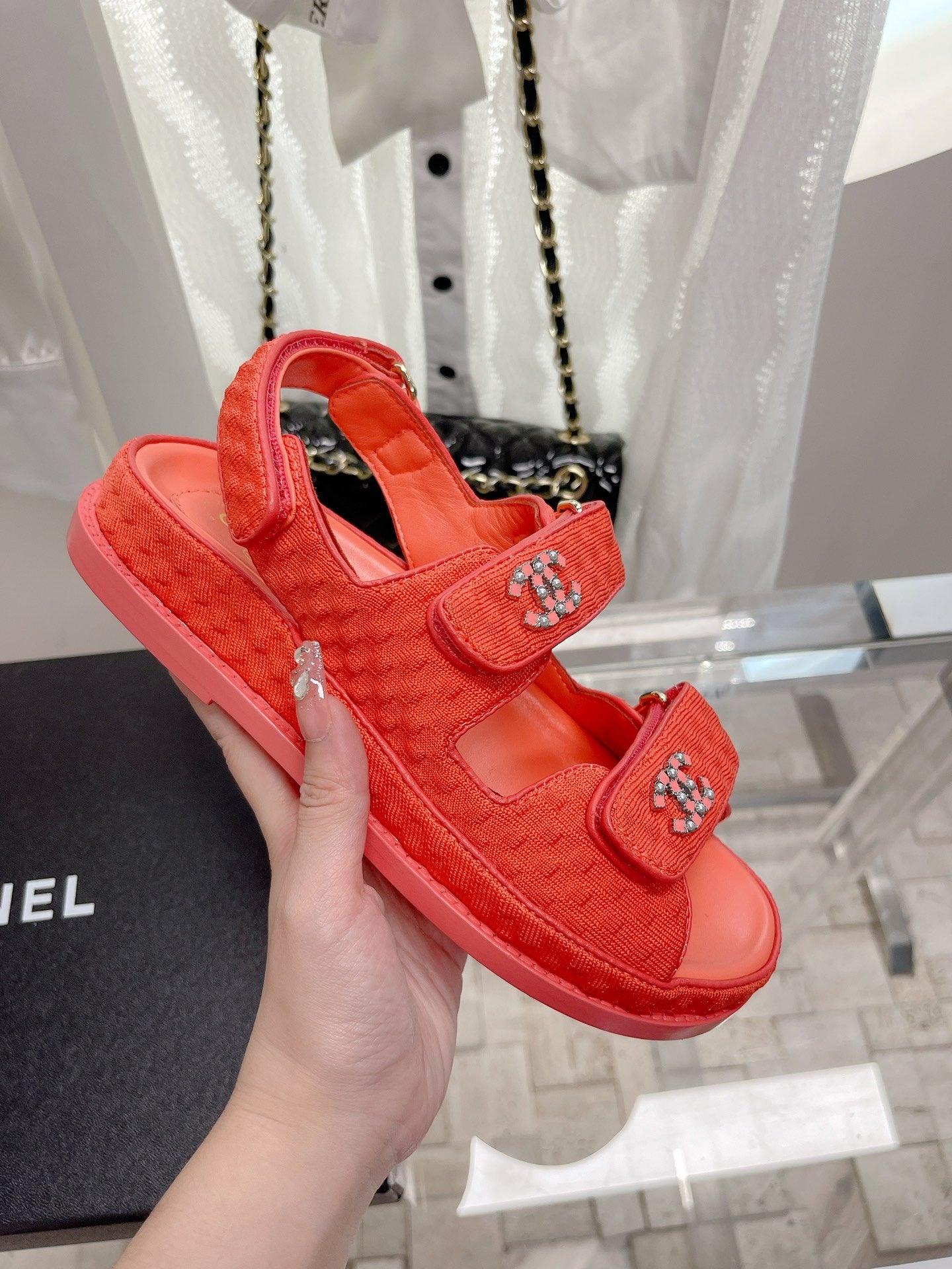 Chanel Koyu Pembe Örme Kumaş Baba Sandalet - Glimmer of Luxury