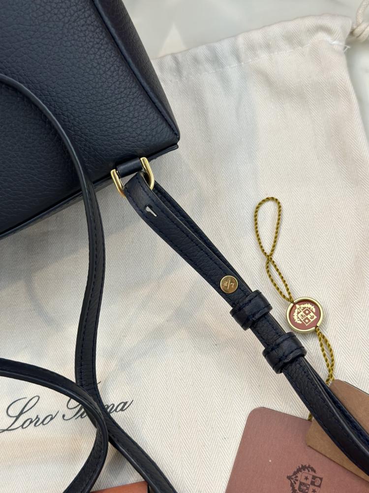 Loro Piana 23.5 Extra Pocket