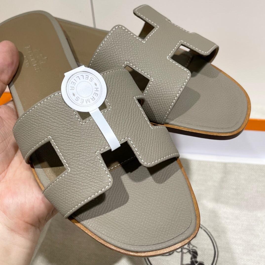 Hermès Oran Sandalet Asfalt Gri - Glimmer of Luxury