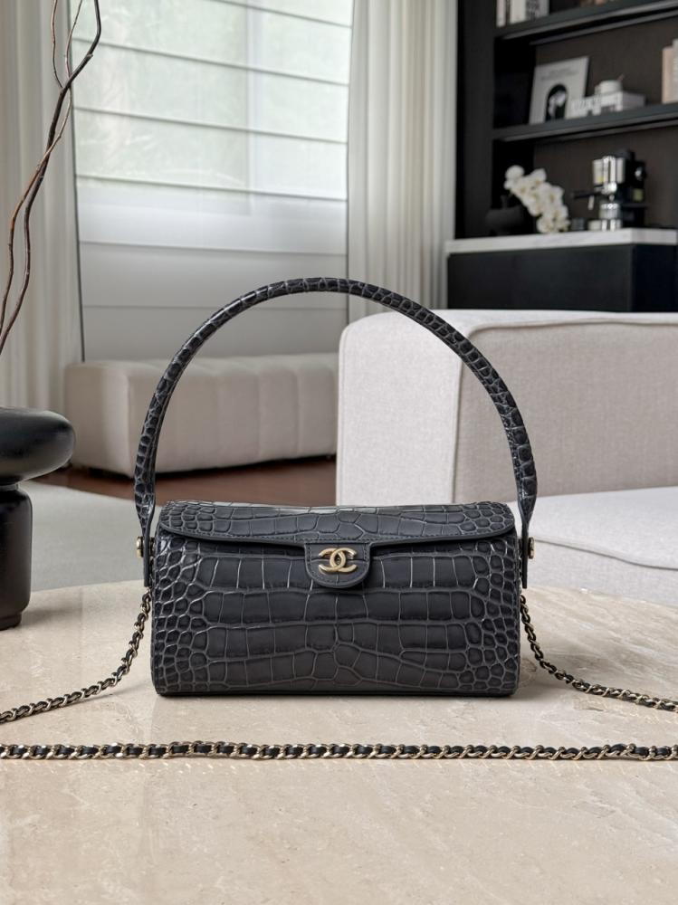 Chanel Zincirli Clutch Crocodile