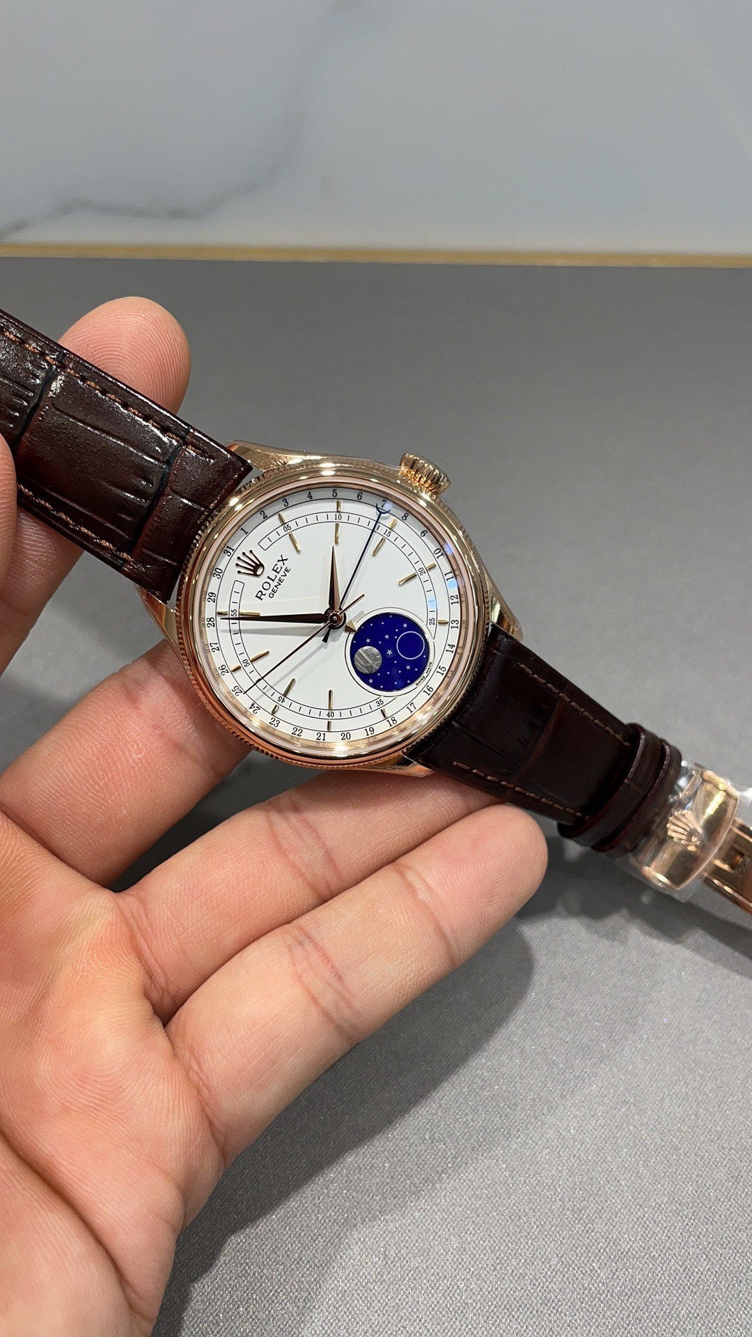 Rolex Cellini Ay Evresi Kol Saati - Glimmer of Luxury