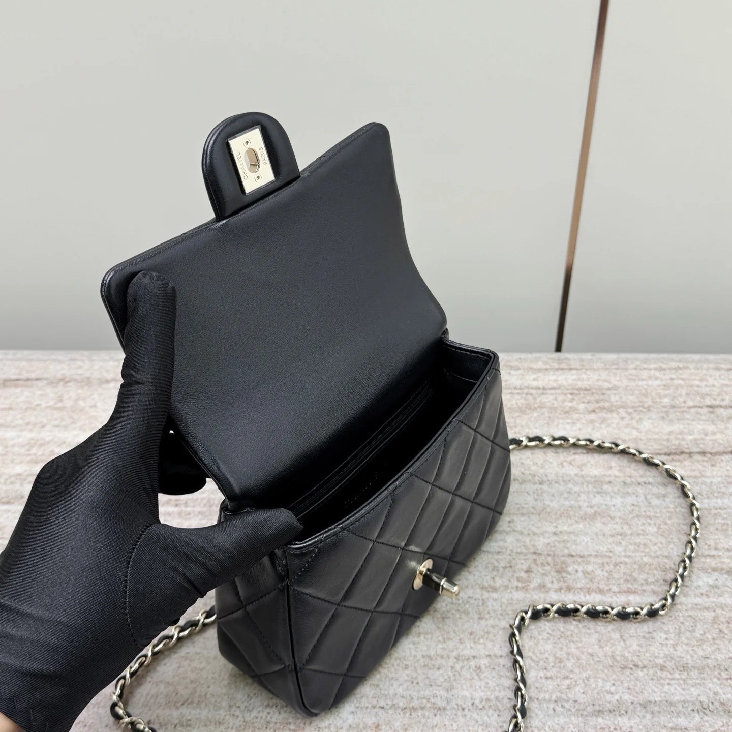 25C Üst Saplı Mini Kapaklı Çanta - Glimmer of Luxury