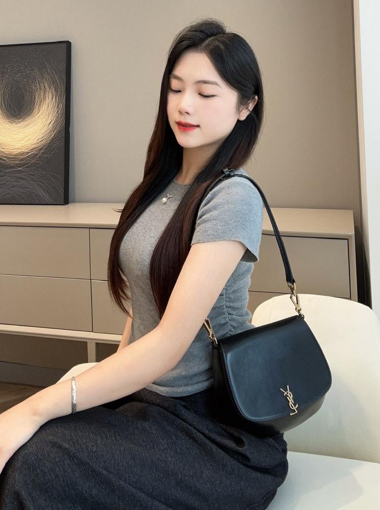 Saint Laurent Voltaire Top Handle Bag