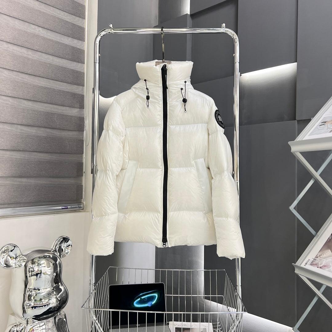 Canada Goose Şişme Mont - Glimmer of Luxury