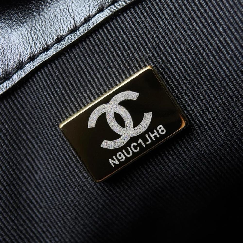 Chanel 25C Orta Boy Hobo Çanta - Glimmer of Luxury