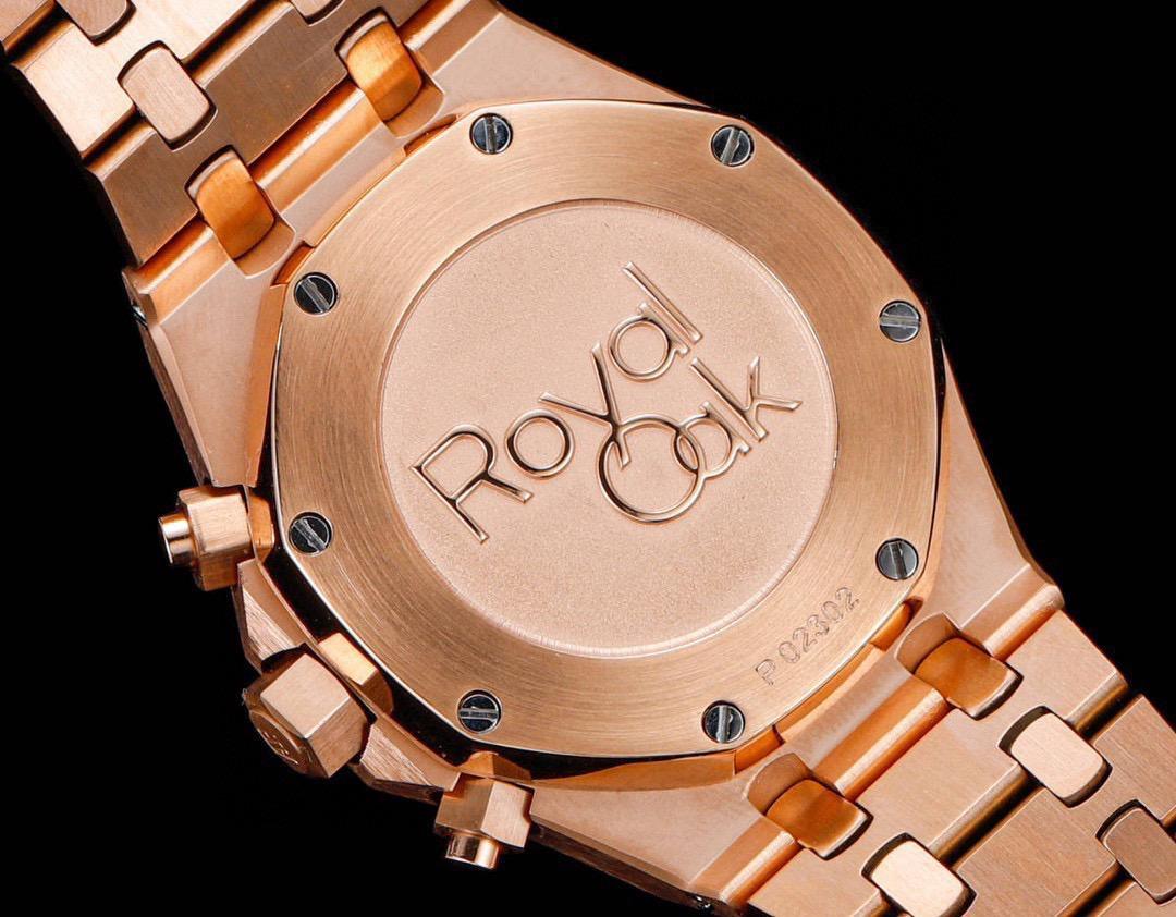 Audemars Piguet Royal Oak Saat - Glimmer of Luxury