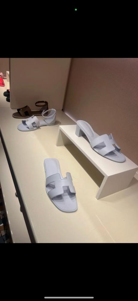 Hermès Oran Sandals Gray Argent