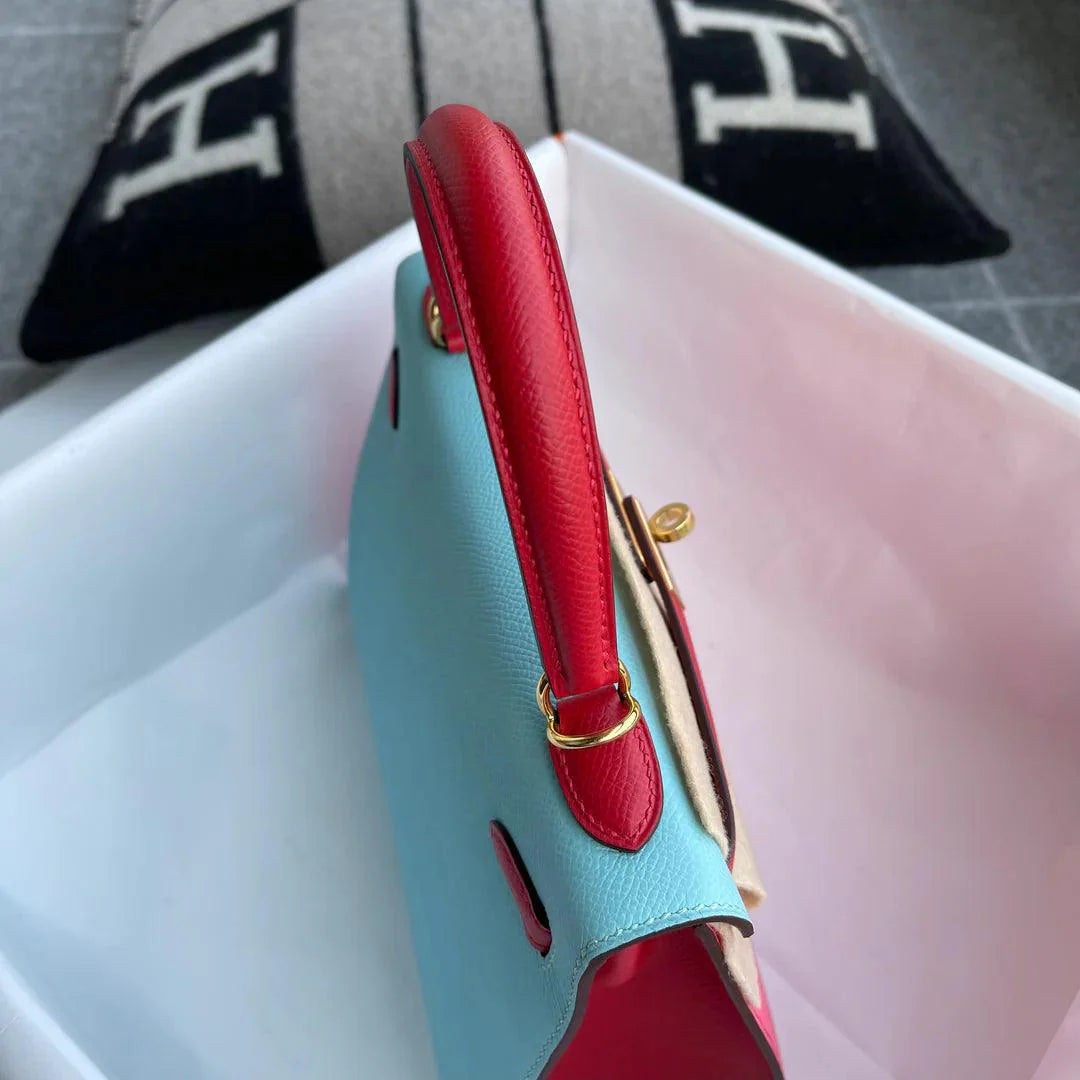 Hermès Kelly 25 Epsom Deri At Nalı Damgası (HSS) Pembe Azali̇ & Kırmızı Ceket ve Altın Donanımlı Mavi Atol (GHW) - Glimmer of Luxury