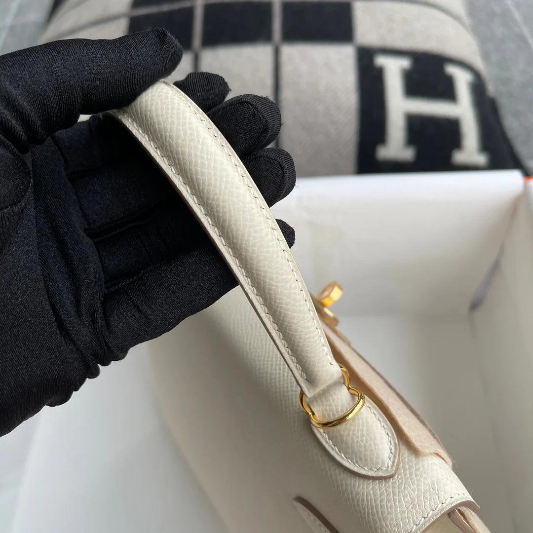 Hermès Kelly 25 Tebeşir Altın Donanımlı Epsom Deri̇ (Ghw) - Glimmer of Luxury