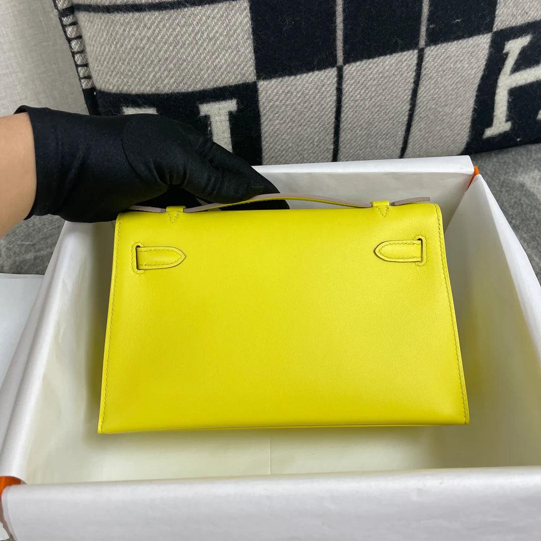 Hermès Kelly Pochette Swift Deri Kireç Altın Donanımlı (GHW) - Glimmer of Luxury