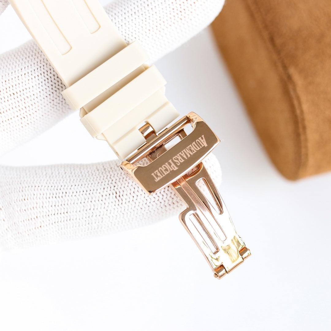 Audemars Piguet Kronograf Mekanik Saat 37 - Glimmer of Luxury