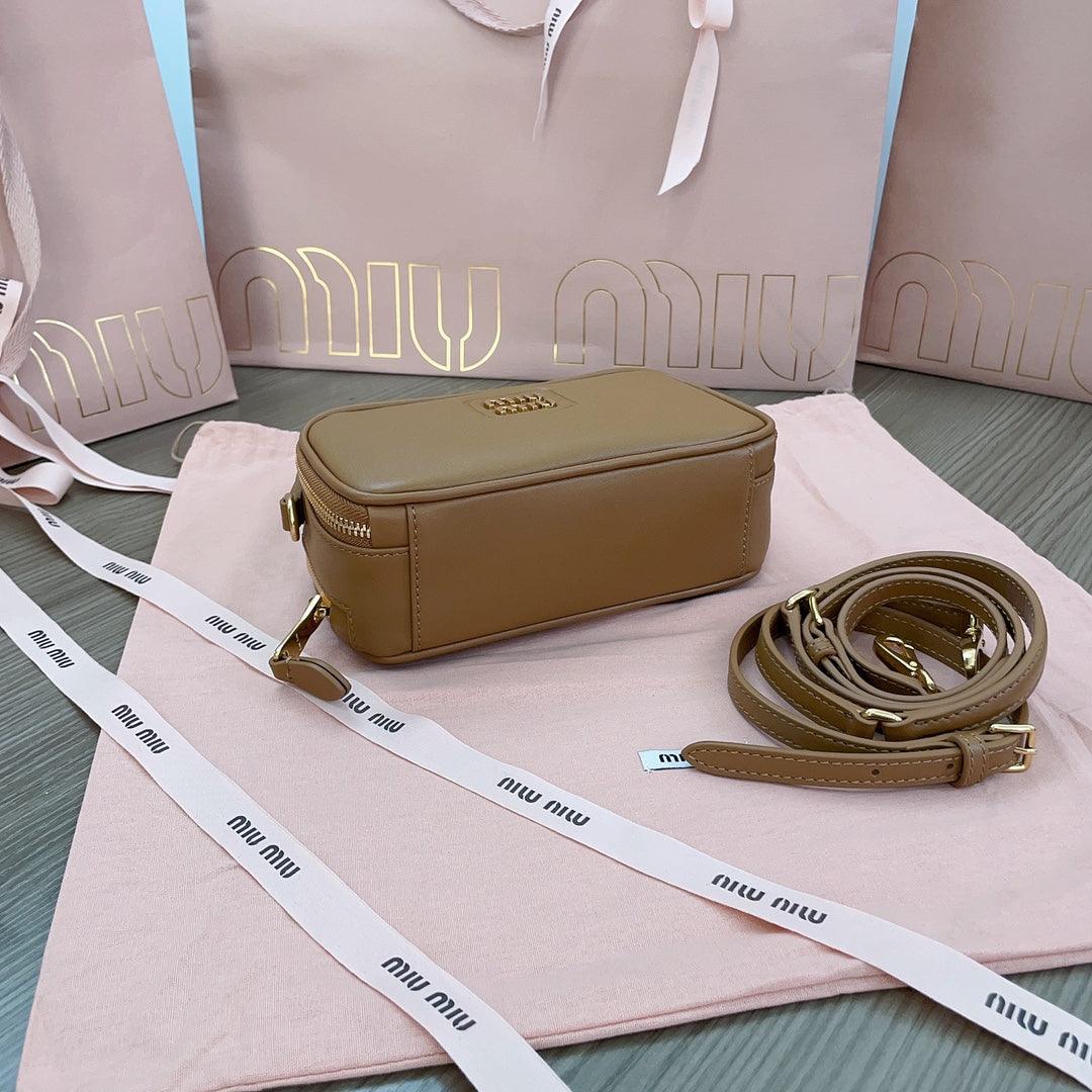 Miu Miu Arcadie Deri Çanta - Glimmer of Luxury