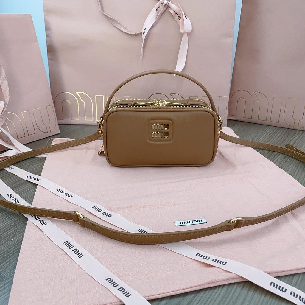 Miu Miu Arcadie Deri Çanta - Glimmer of Luxury
