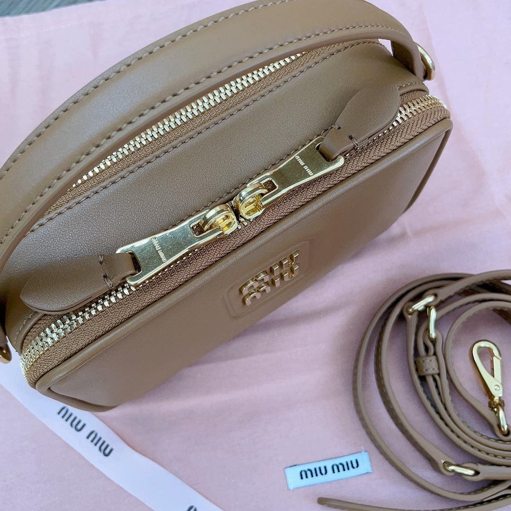Miu Miu Arcadie Deri Çanta - Glimmer of Luxury
