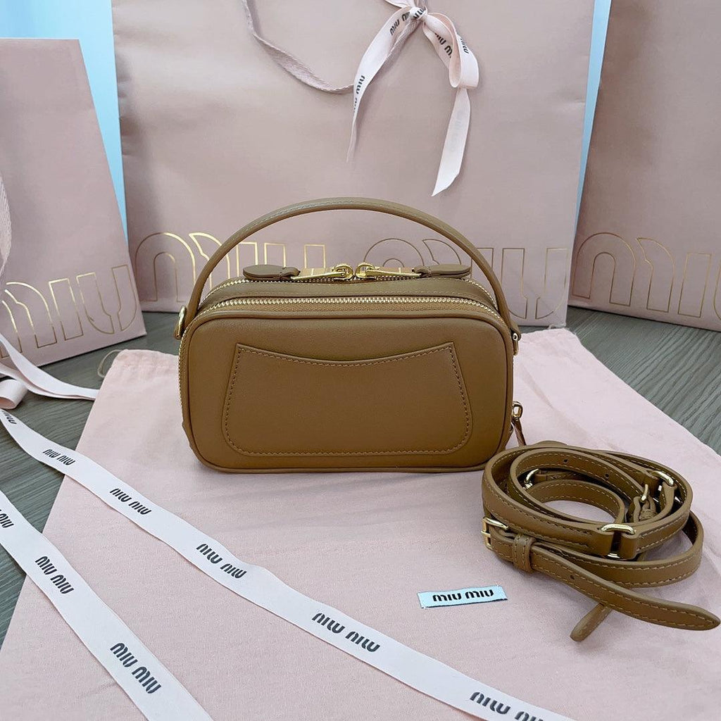 Miu Miu Arcadie Deri Çanta - Glimmer of Luxury