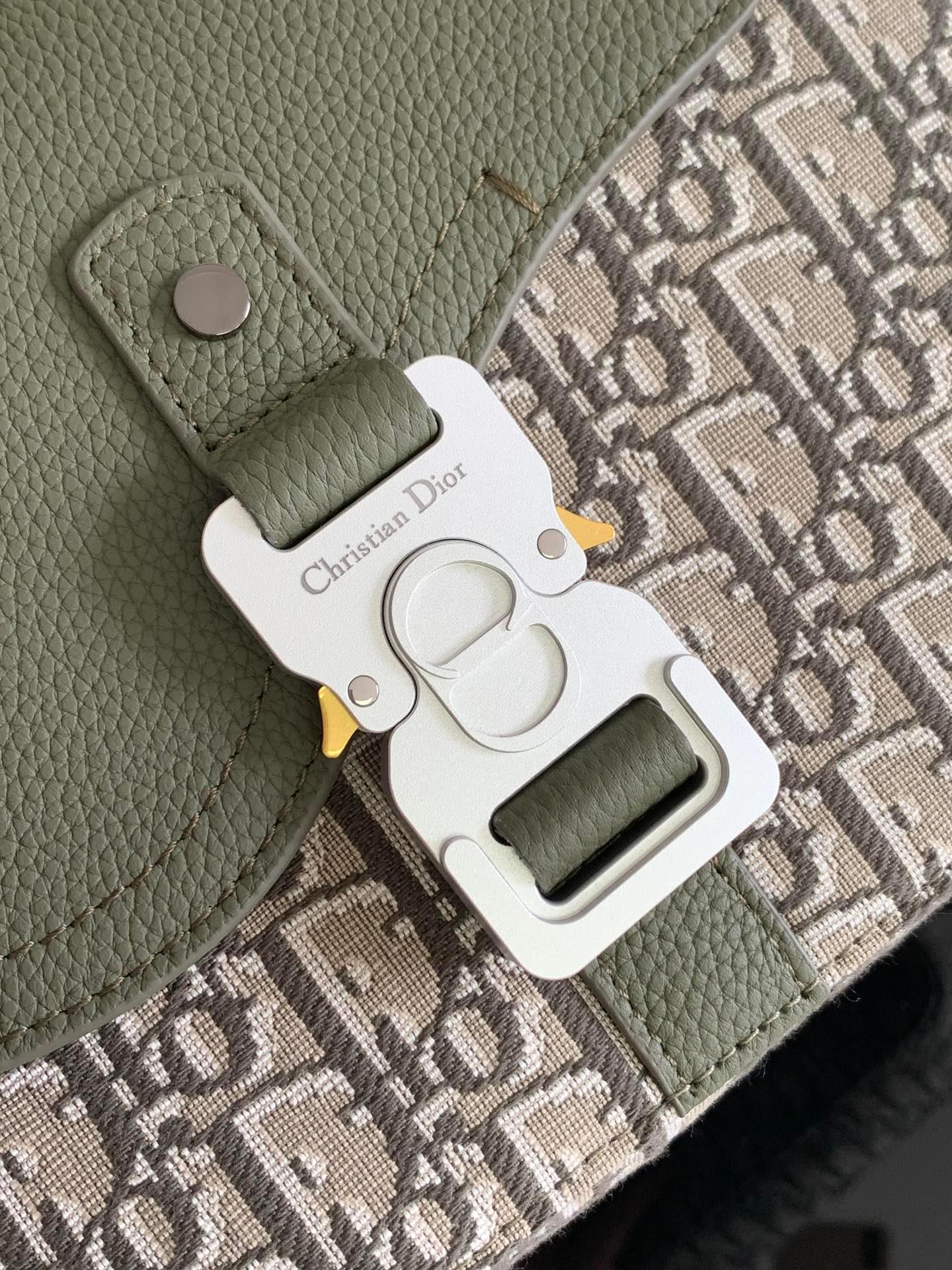 Christian Dior İmzalı Jakarlı Askılı Omuz Çantası - Glimmer of Luxury