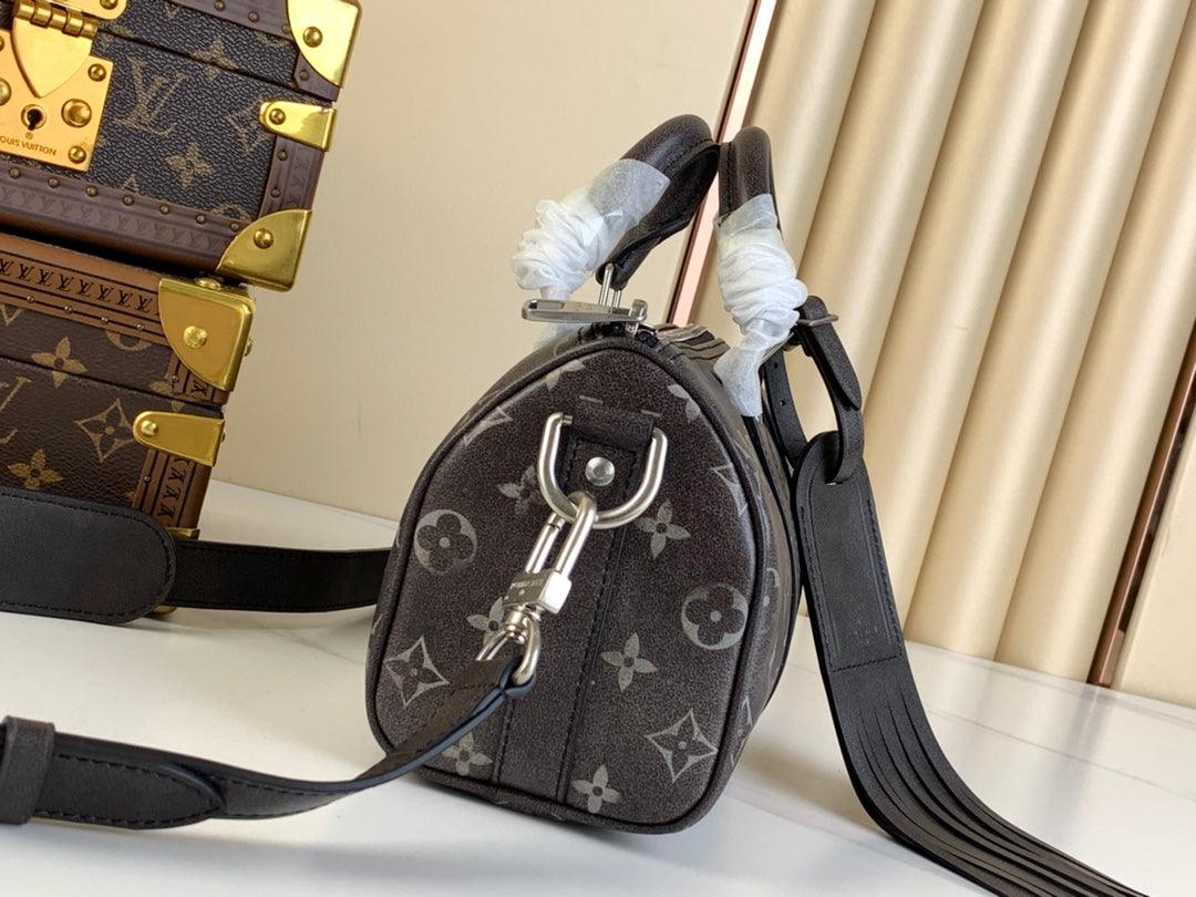 Louis Vuitton M11595 Keepall Bandoulière 25 Fırçalı Monogram Çanta - Glimmer of Luxury