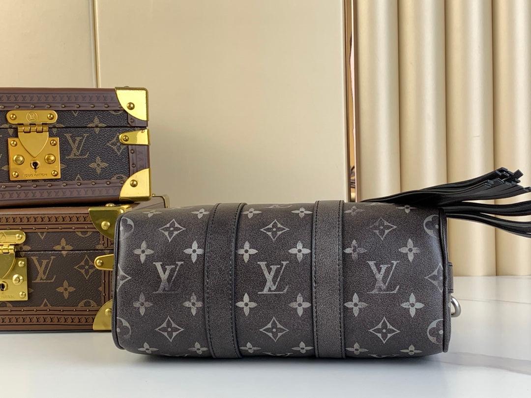 Louis Vuitton M11595 Keepall Bandoulière 25 Fırçalı Monogram Çanta - Glimmer of Luxury