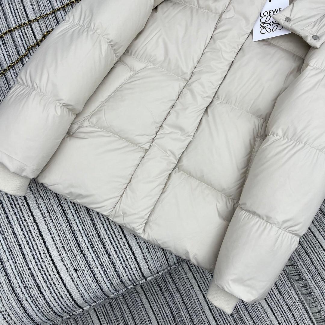 Loewe Tam Kuş Tüyü Dolgulu Kapüşonlu Ceket - Glimmer of Luxury