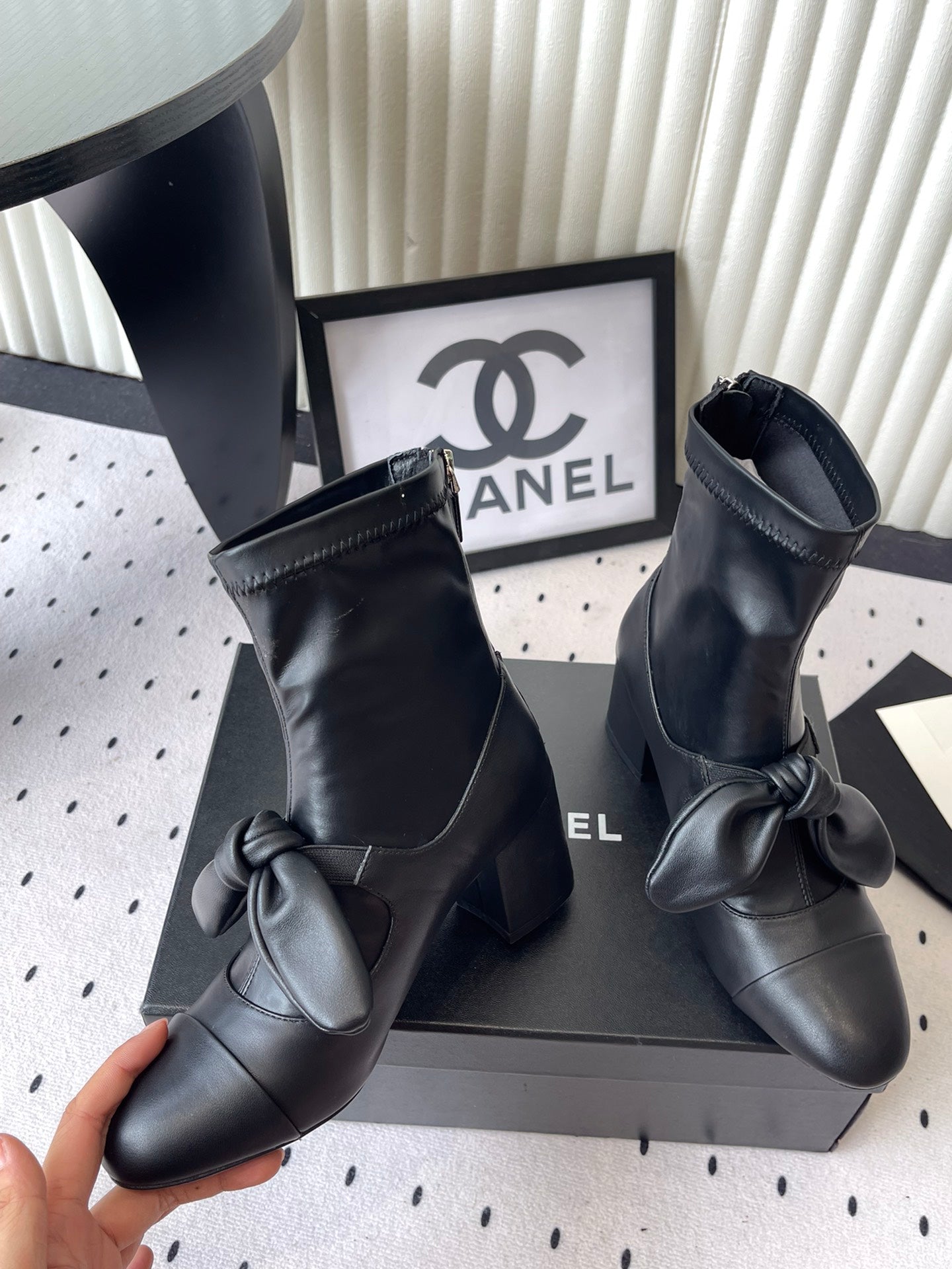 Chanel 2025 Sonbahar/Kış Koleksiyonu – Mary Jane Deri Ayakkabı