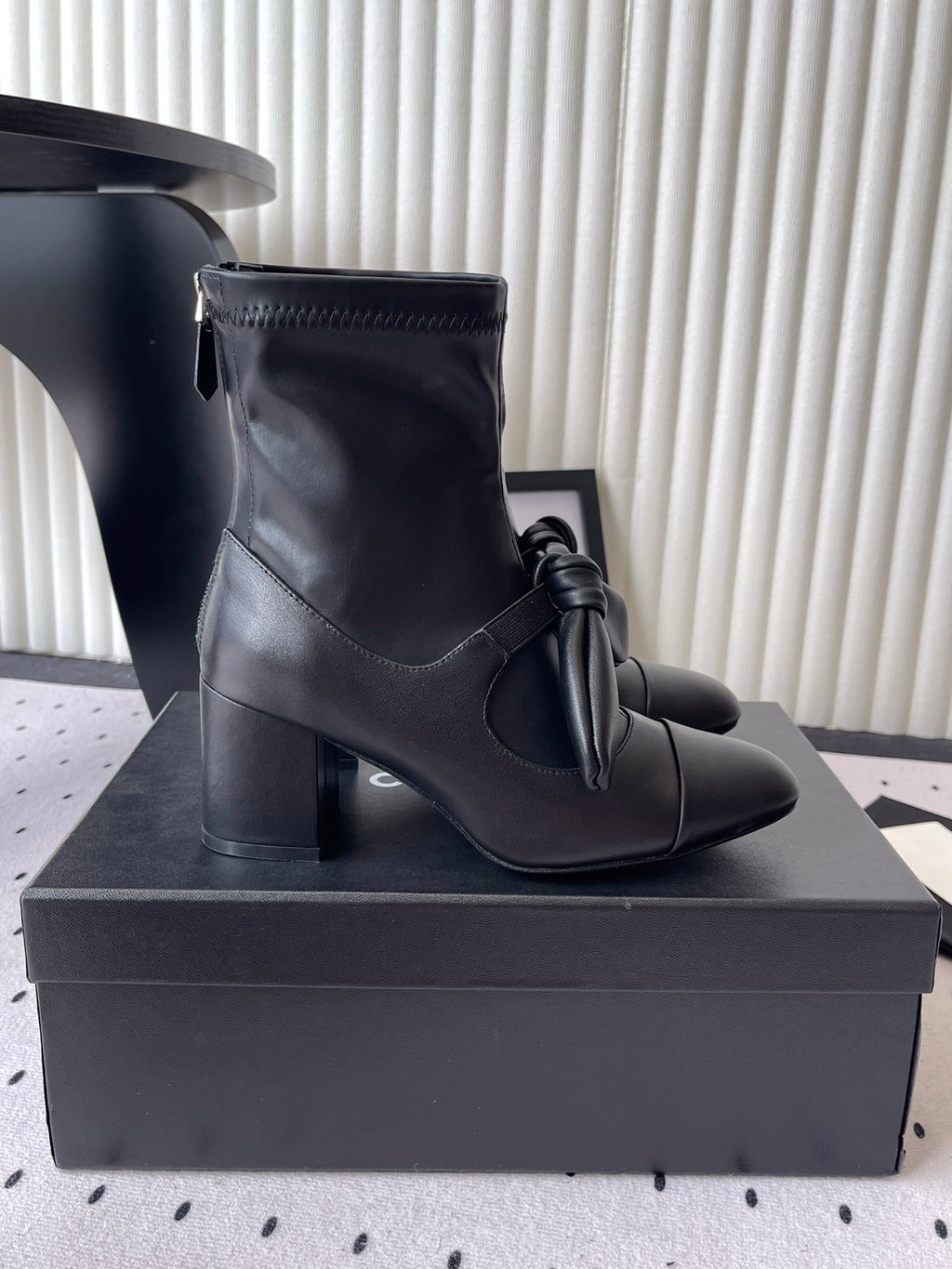 Chanel 2025 Sonbahar/Kış Koleksiyonu – Mary Jane Deri Ayakkabı