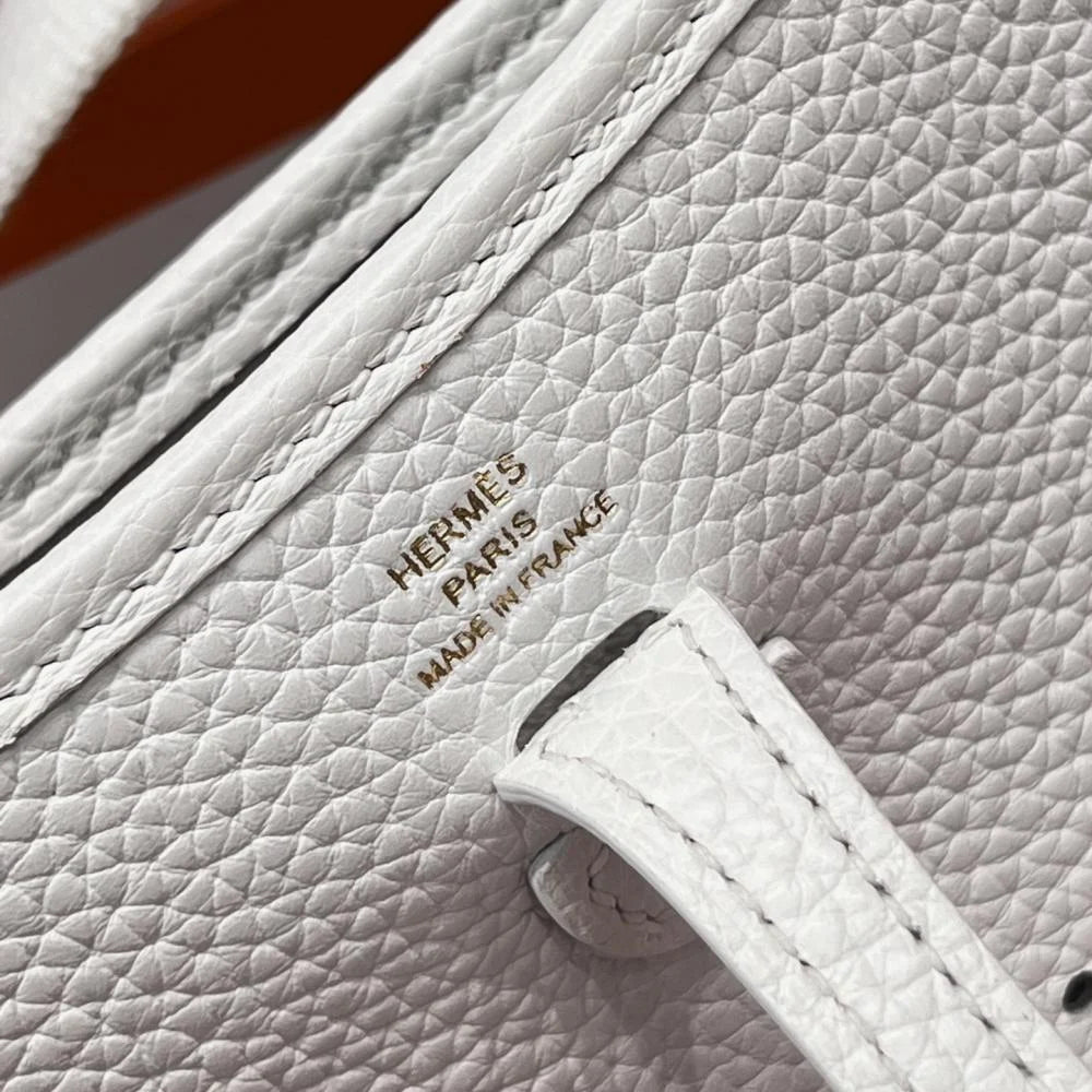 Hermès Evelyne 16cm Togo Leather Shoulder Bag