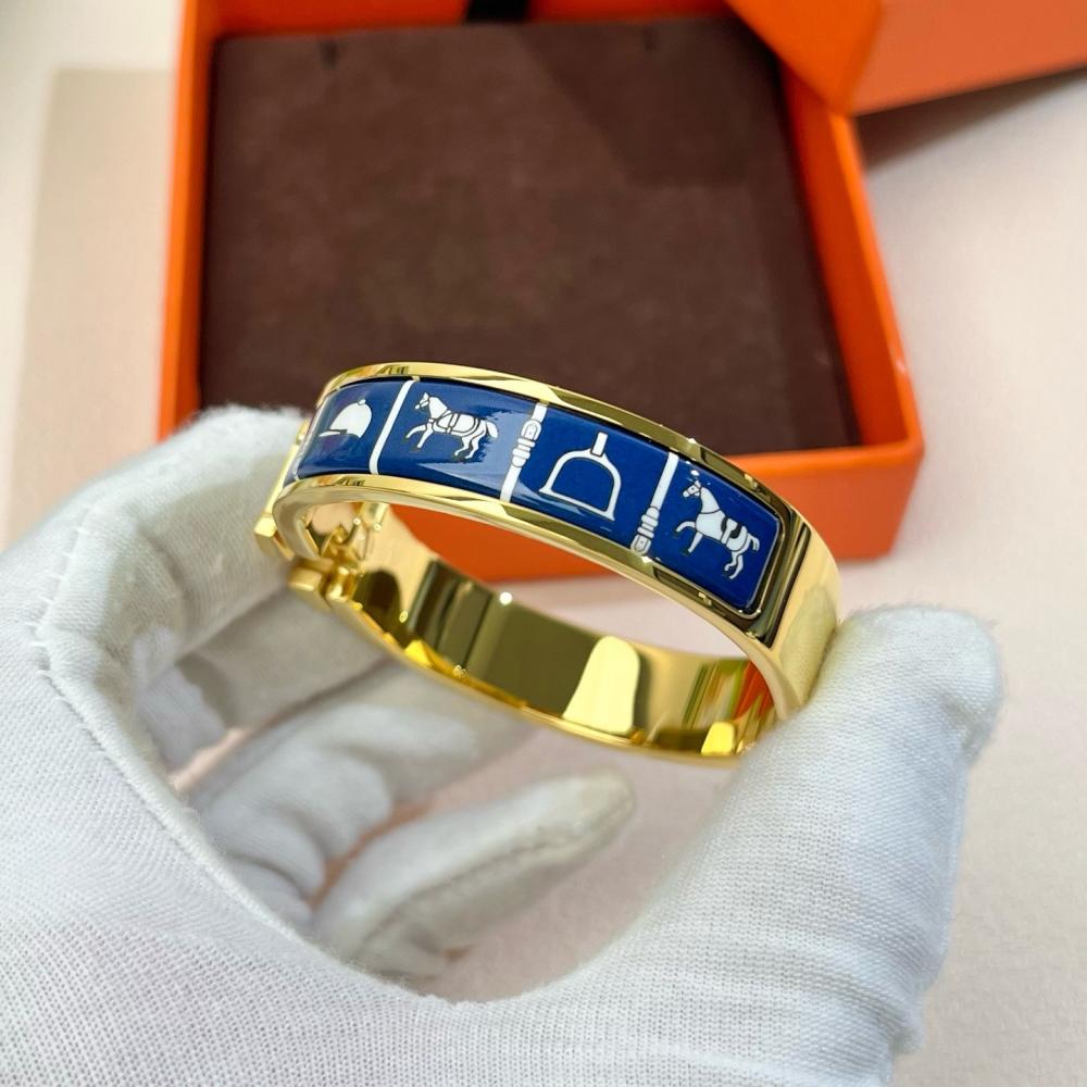 Hermès Clic H Bracelet – Ride Collection