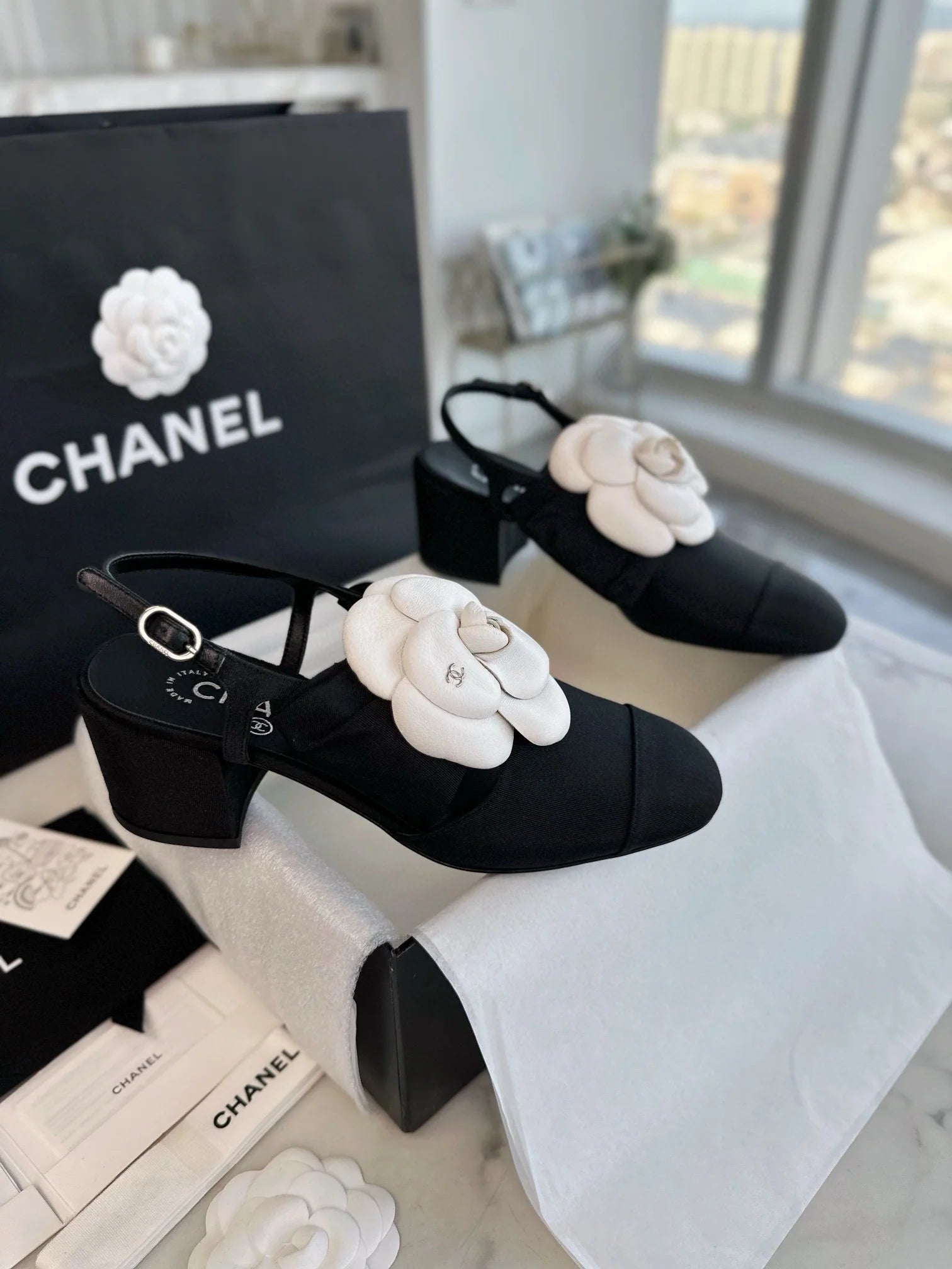 24S Sandalet - Glimmer of Luxury