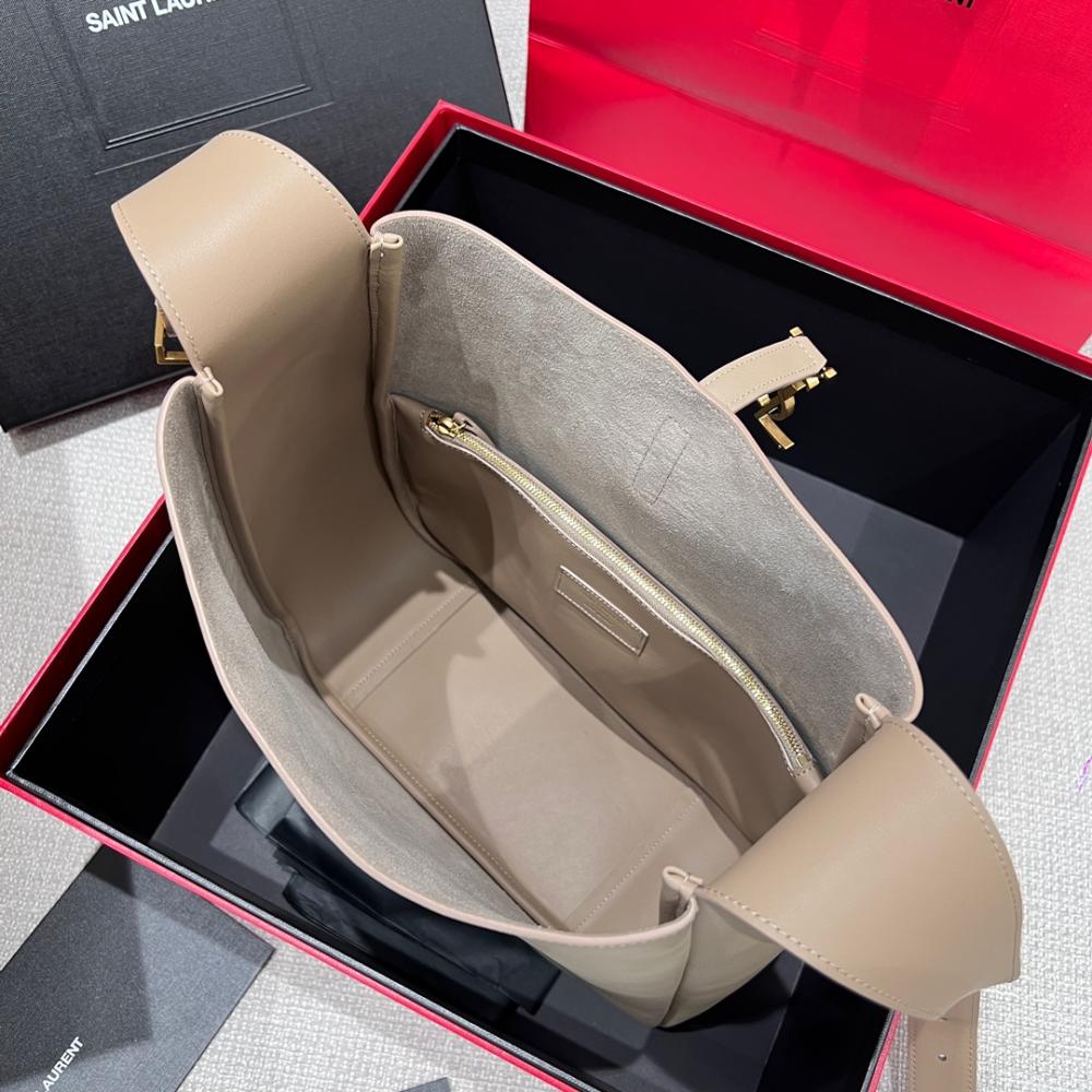 Saint Laurent 5 À 7 Large Flexible Bag