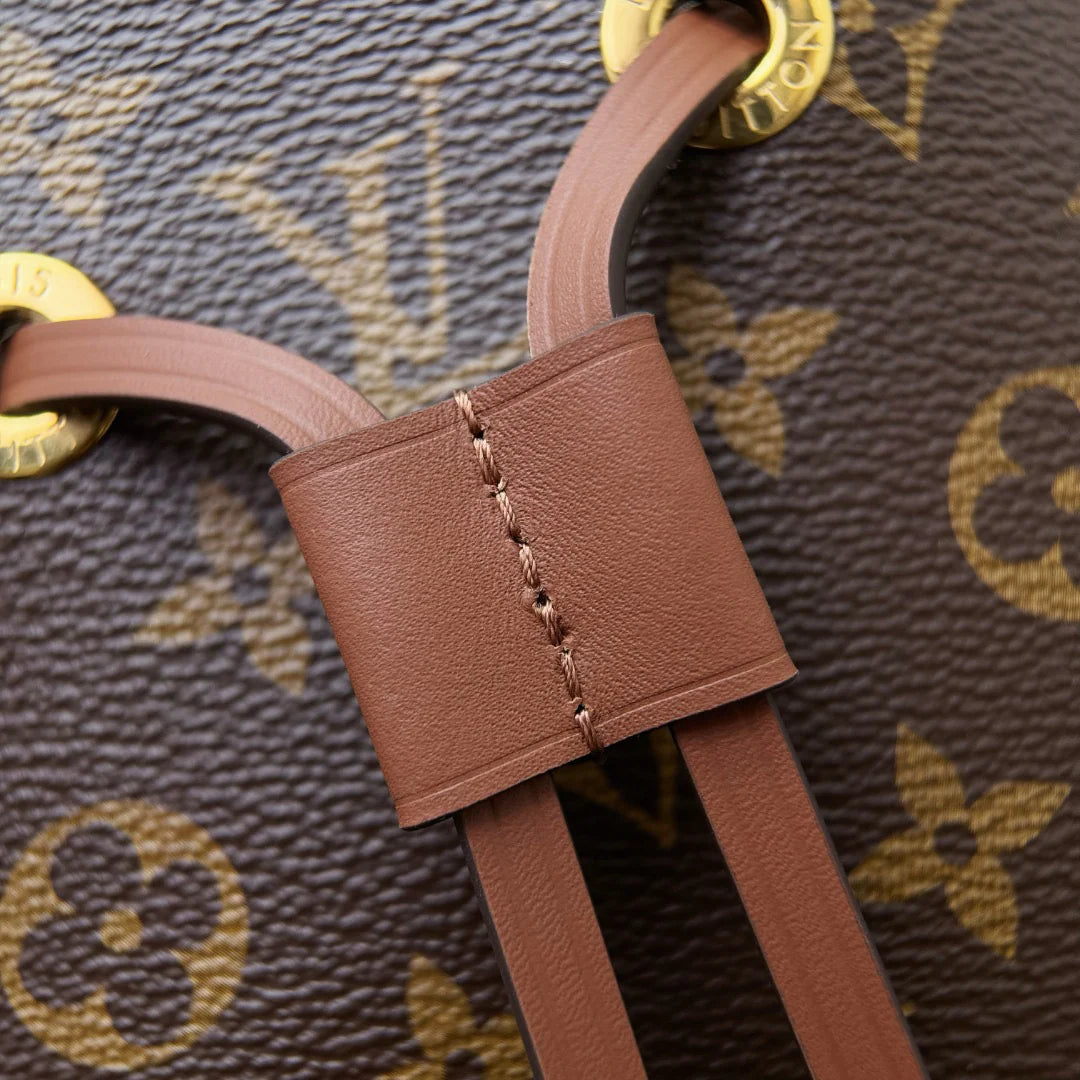 NÉONOÉ - Glimmer of Luxury