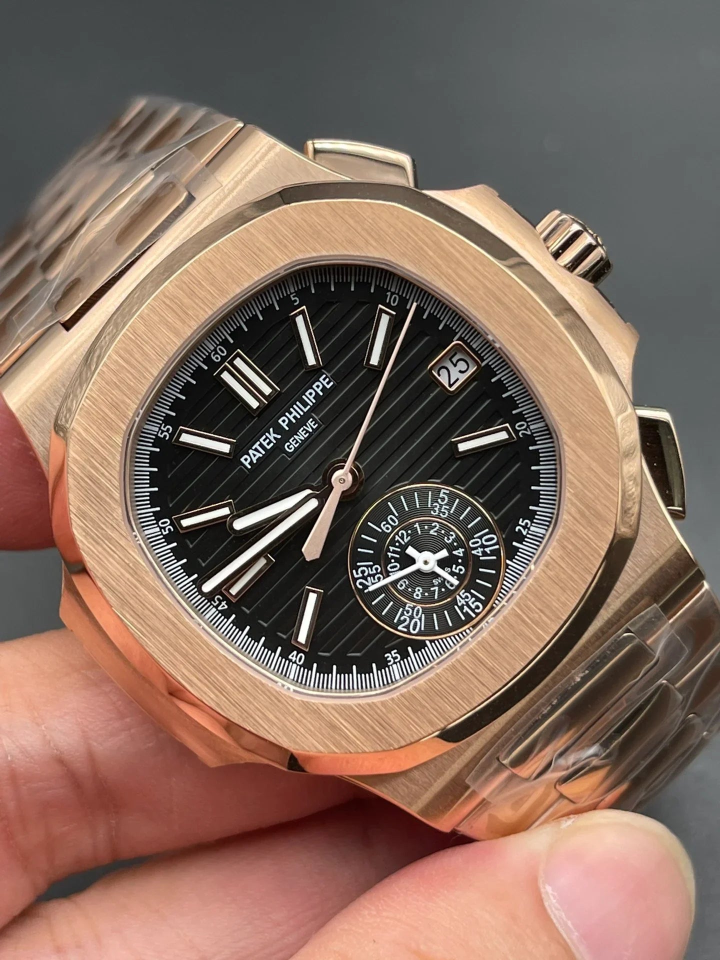 Patek Philippe 5712 PPF V2 Pembe Altın - Glimmer of Luxury
