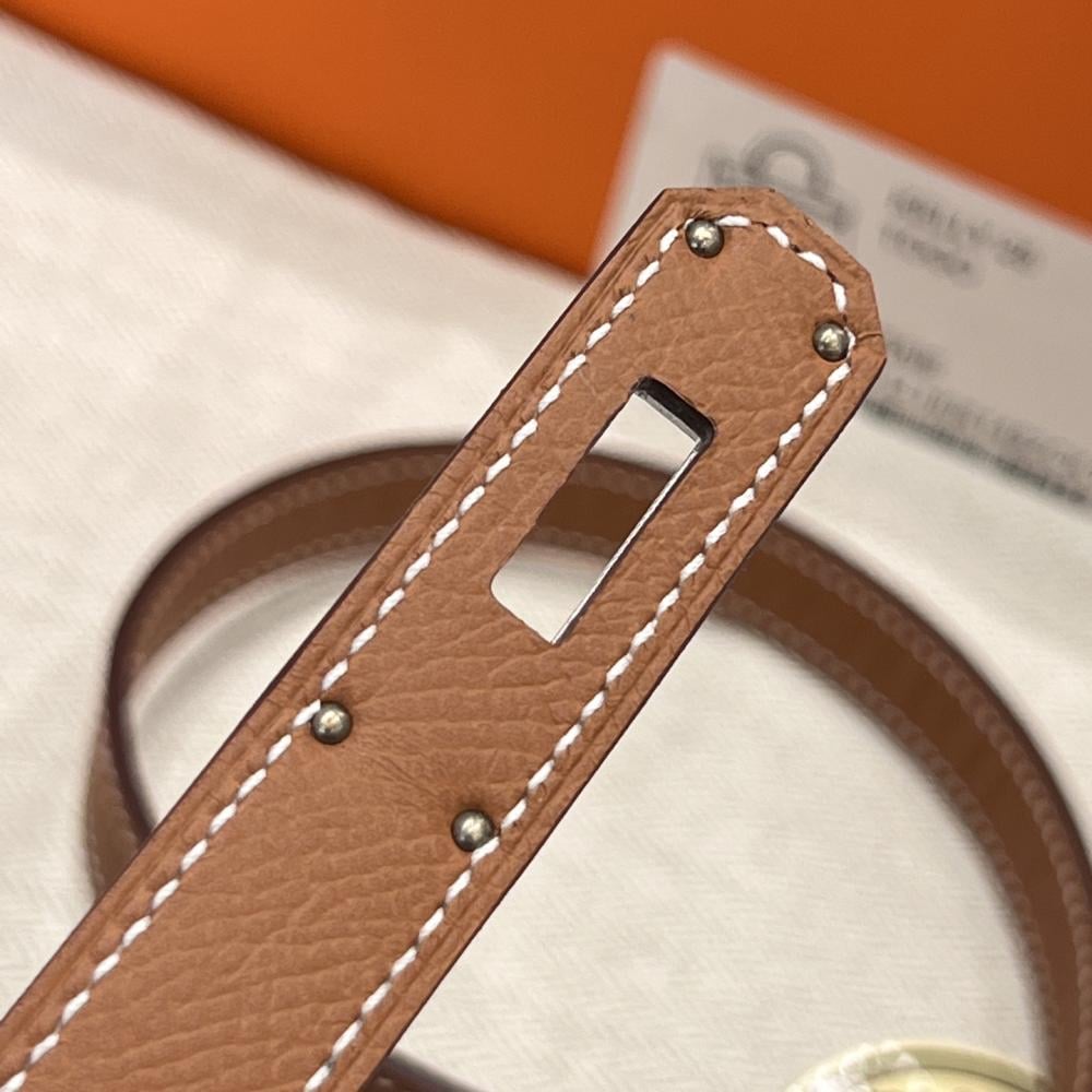 Hermès Kelly 25 Epsom Leather Horseshoe Stamp (HSS) Two-Tone Trench Coat with Palladium Hardware and Black (PHW)