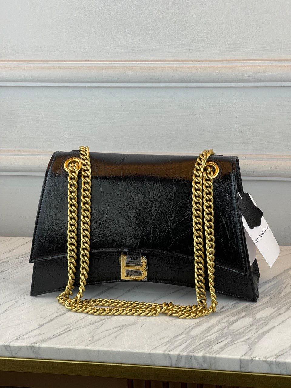 Balenciaga Medium Crush Deri Omuz Çantası - Glimmer of Luxury