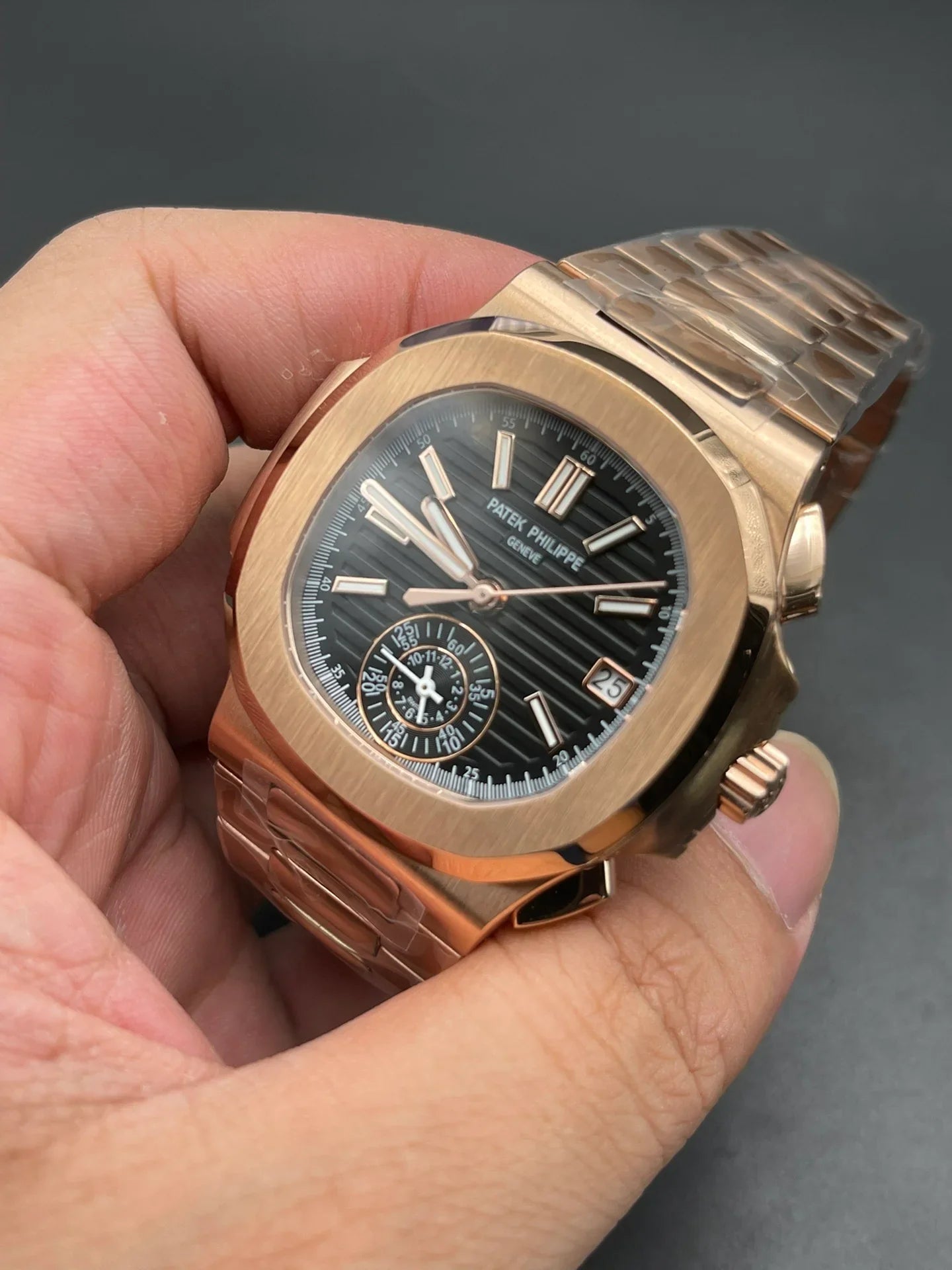 Patek Philippe 5712 PPF V2 Pembe Altın - Glimmer of Luxury