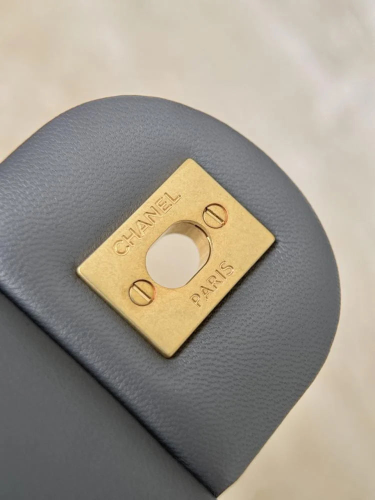 Chanel Classic Mini with Lid 20 cm