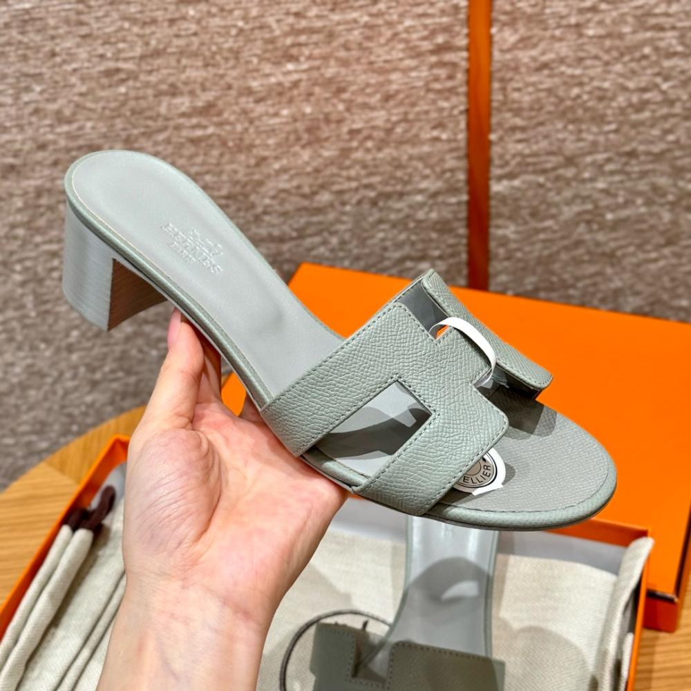 Hermès Oasis Sandals Black &amp; Argent Grey