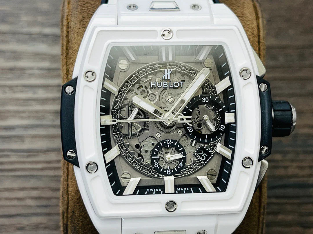Hublot Siyah Beyaz Kol Saati - Glimmer of Luxury