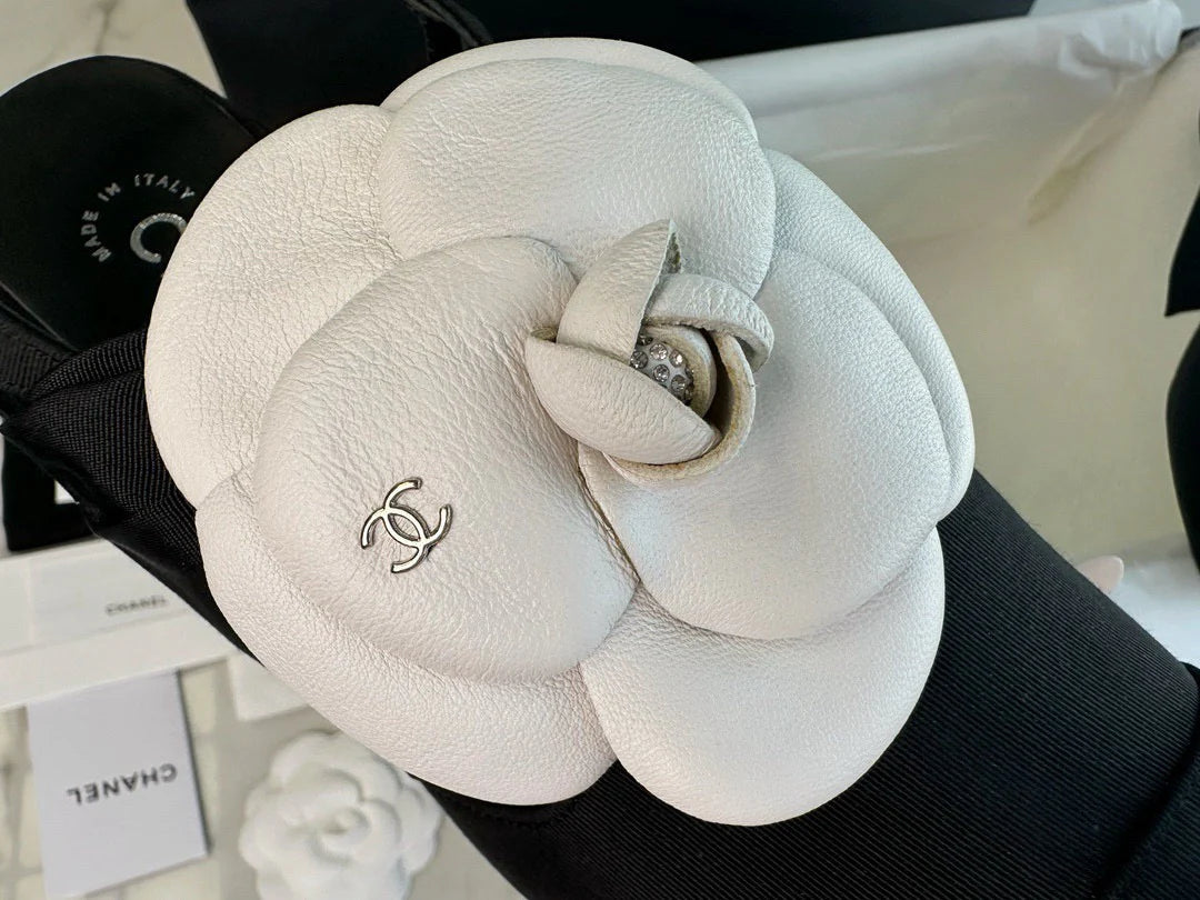 24S Sandalet - Glimmer of Luxury