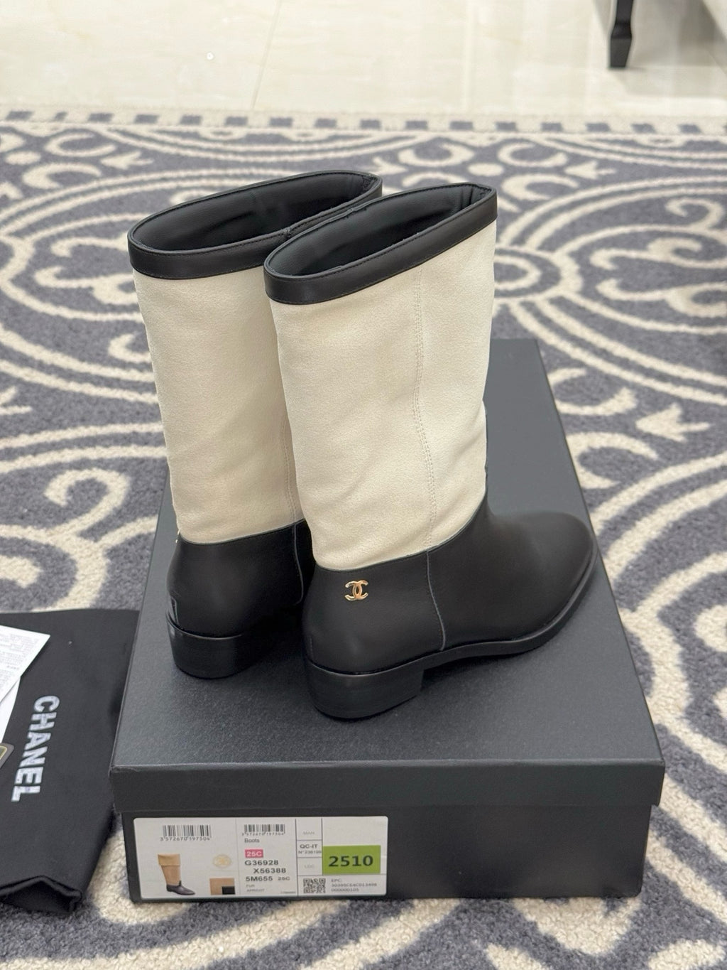 Chanel 2025/26 Süet Ve Dana Derisi Çizmeler