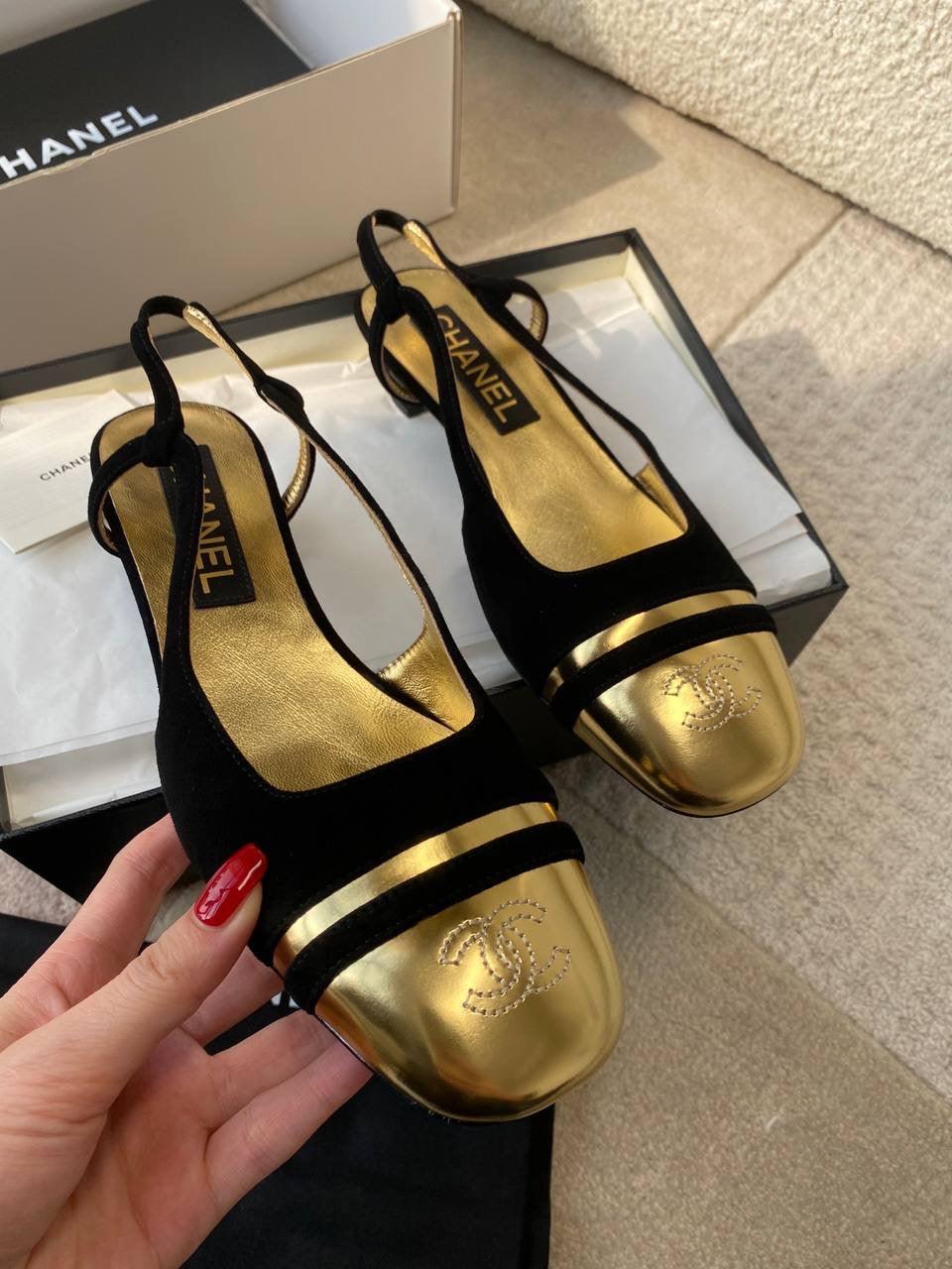 Chanel Arkadan Bağlamalı Topuklu Ayakkabı - Glimmer of Luxury