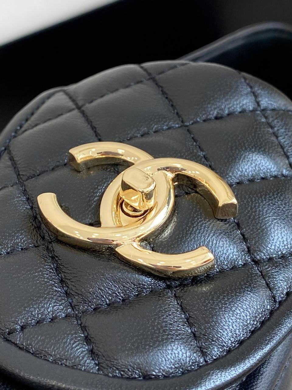 Chanel CC Dönüş Kilitli Deri Kapitone Siyah Loafer - Glimmer of Luxury