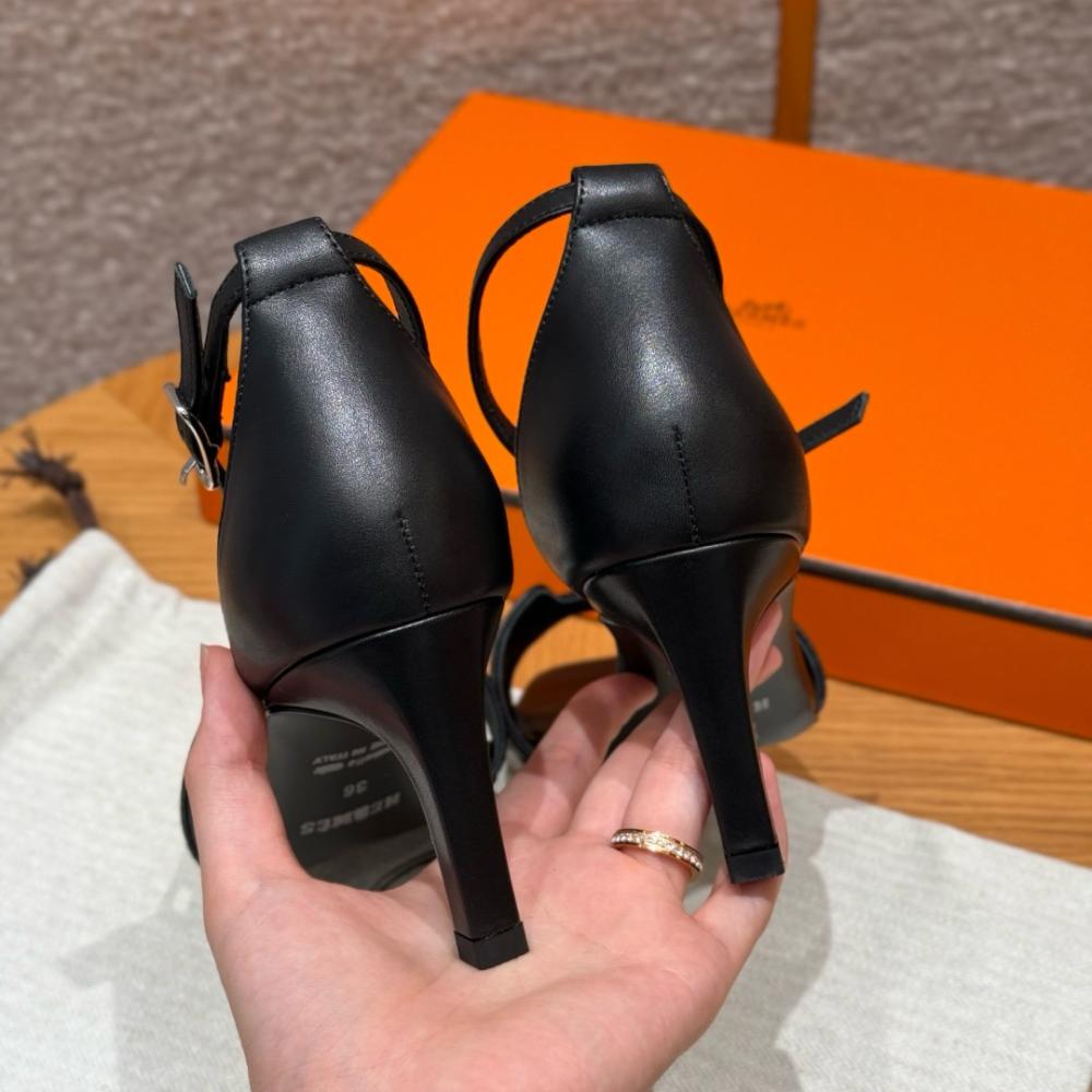 Hermès Oasis Sandals Black &amp; Argent Grey