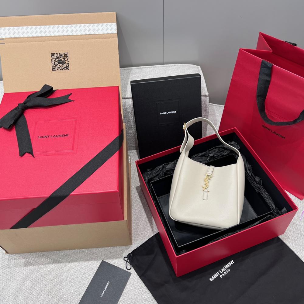 Saint Laurent 5 À 7 Small Flexible Bag