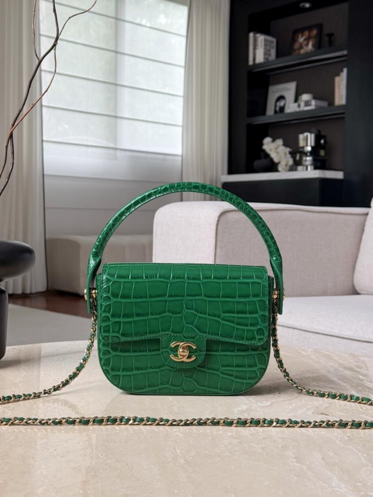Chanel Saplı Kapaklı Timsah Derisi Desenli Çanta